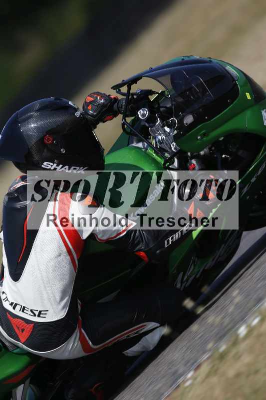 /Archiv-2023/28 05.06.2023 Moto Club Anneau du Rhin/vert-medium/38